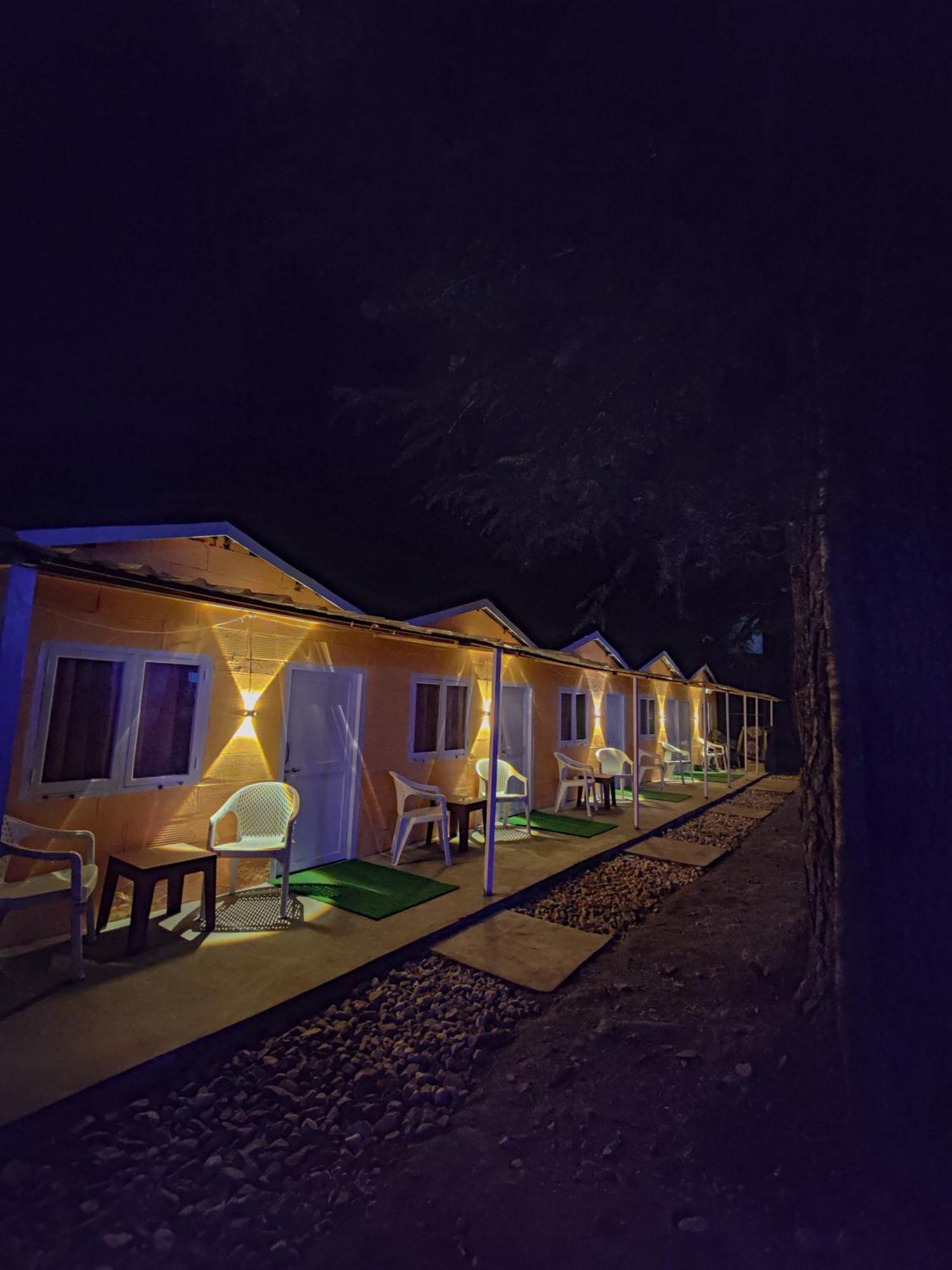 Pandora Riverside Cafe & Stay Касоль Экстерьер фото
