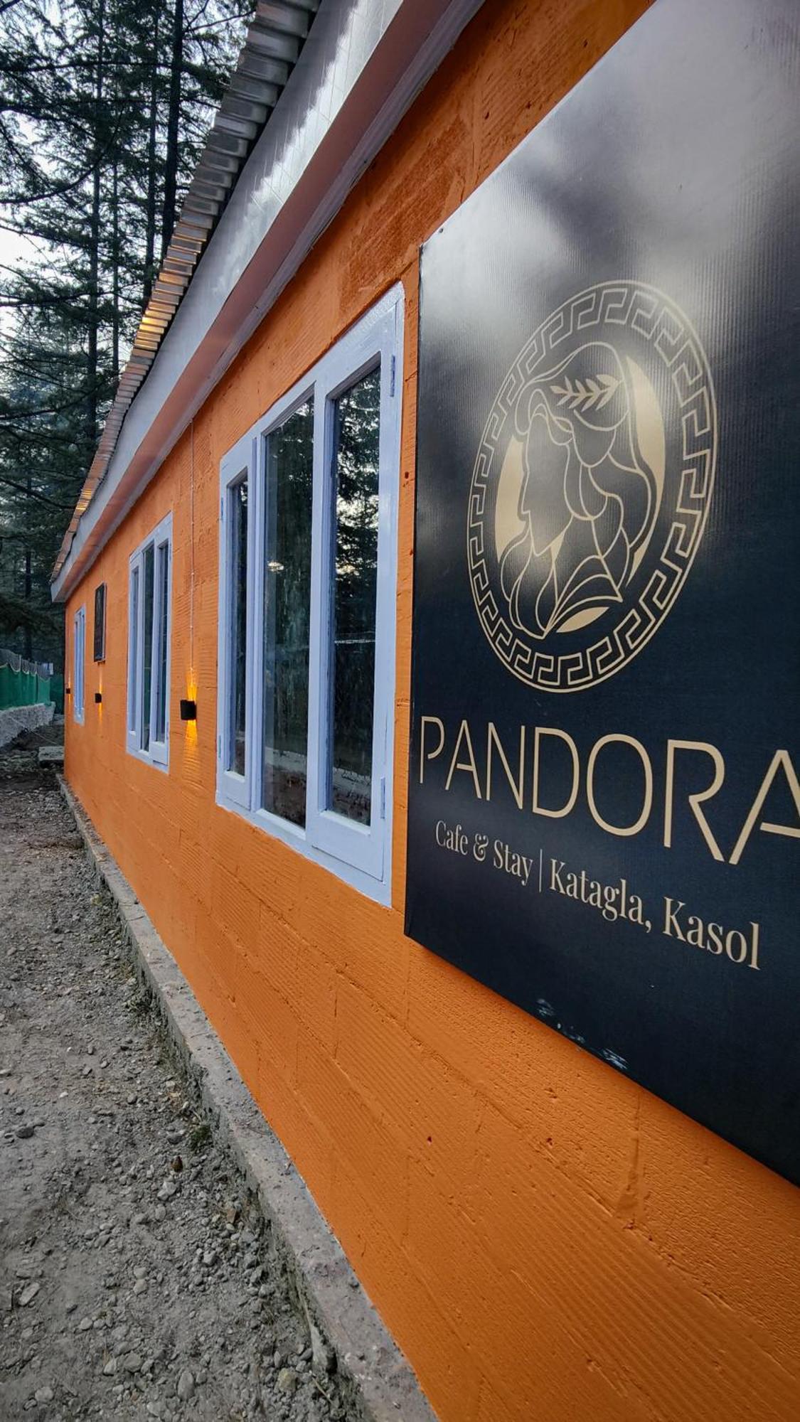 Pandora Riverside Cafe & Stay Касоль Экстерьер фото
